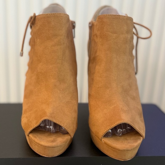 Aldo Peep Toe Faux Caramel Suede Ankle 3.5" High Stiletto Booties Size 8.5 - Picture 3 of 8